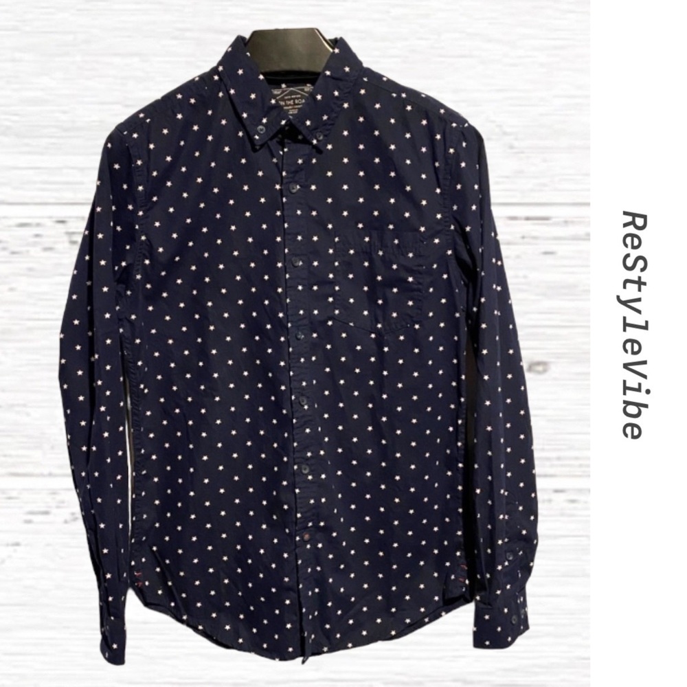 On The Road Men’s Size S Button Down Shirt Slim Fit Long Sleeve Navy Stars USA
